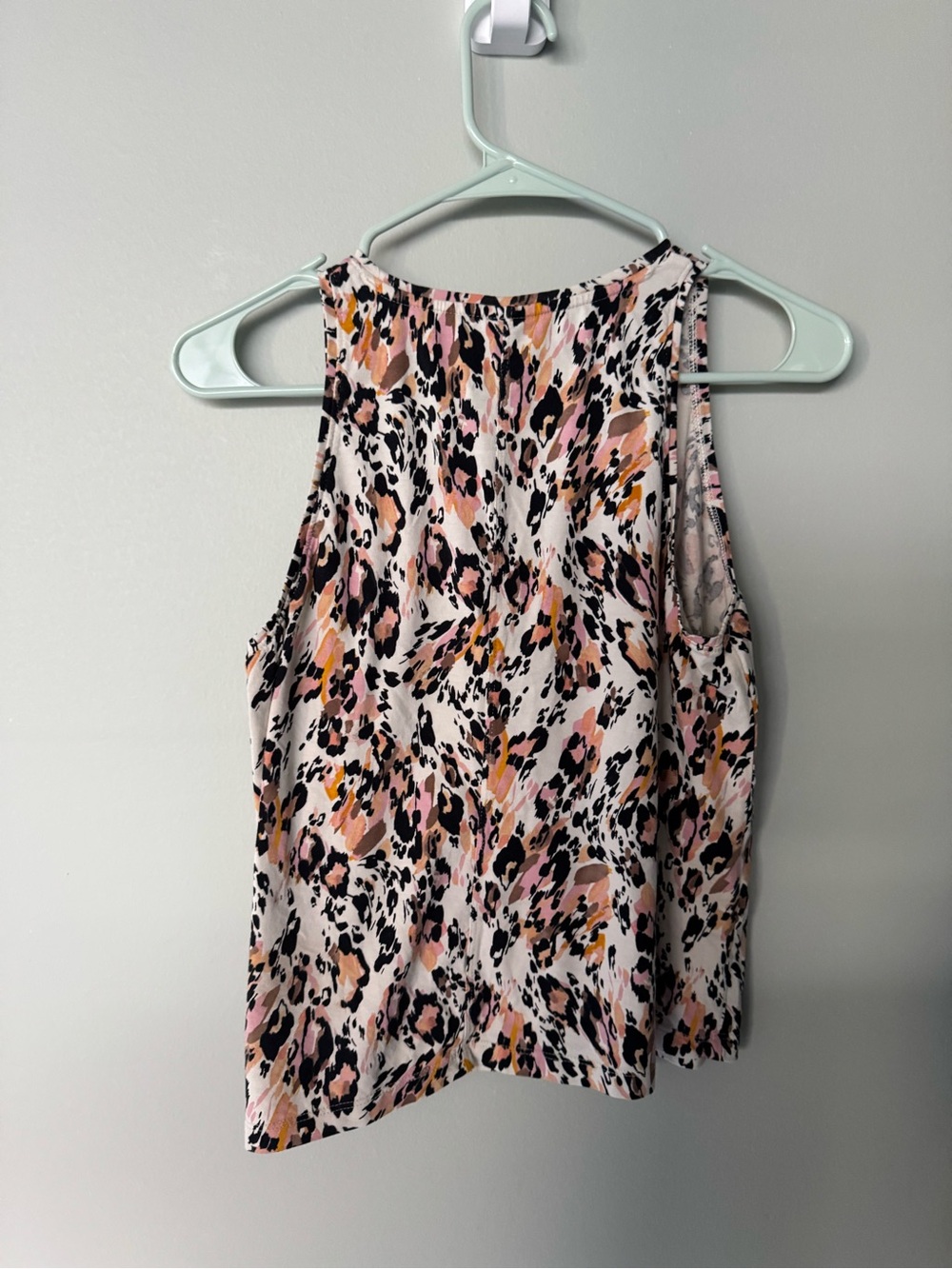 Calia Sleeveless Printed Tank Top in Cream, Pink & peach - Picture 3 of 6